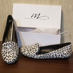 Midnight Velvet White Leopard Print Loafers